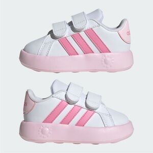 NWT adidas - Walker and toddler -  Grand Court Tennis shoes in white/bliss pink